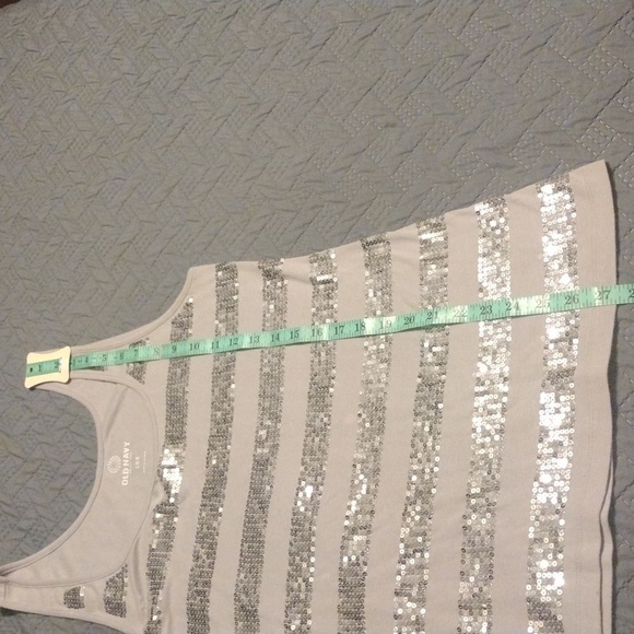 Old Navy White and Silver Sequin Tank - Picture 8 of 11